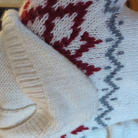 Kenji Handknit Sweater - Picture 5 of 8